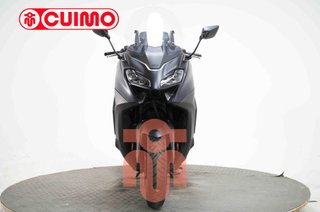 YAMAHA TMAX 560