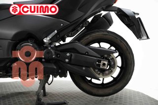 YAMAHA TMAX 560