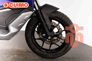 APRILIA SR GT 125