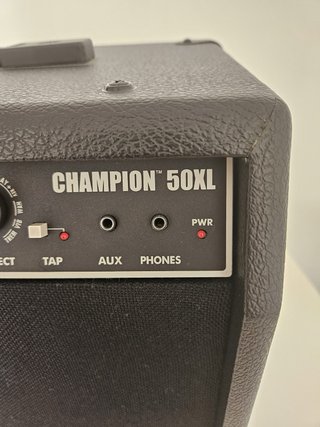 Amplificador Guitarra Fender Champion 50XL & Funda