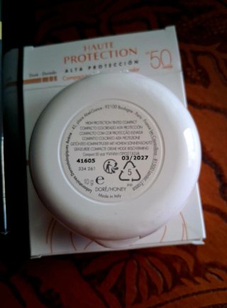 ISDIN Retinal Intense Serum + Protector Solar Dora