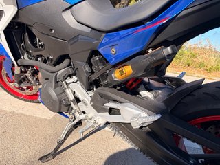 BMW F 900 R Naked Azul de Septiembre del 2025