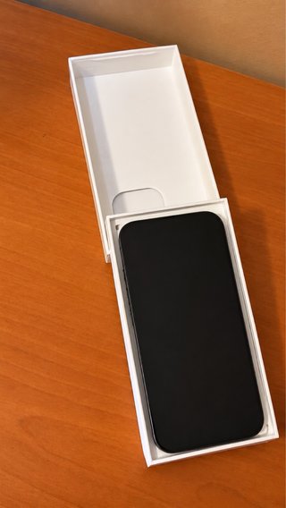 iPhone 16 Pro 128GB Titanio Negro