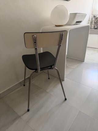 Silla Vintage Negra y Plateada