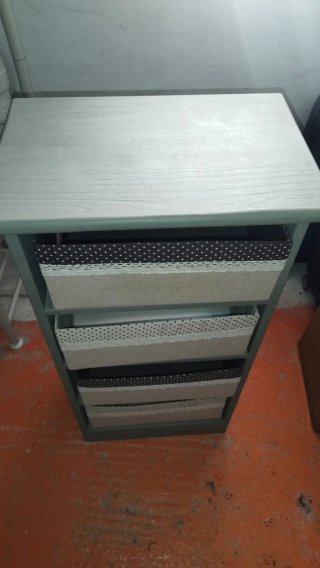 Mueble auxiliar con 4 cajones
