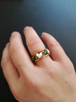 Anillo Corazones blanco  y Verde