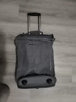 Maleta de viaje Kipling gris