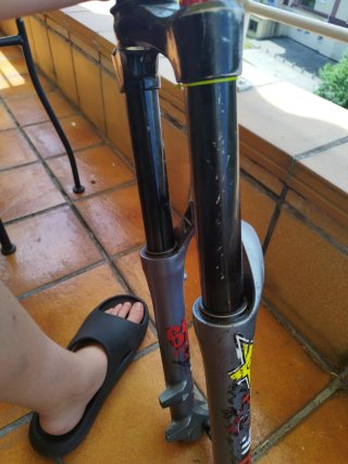 Horquilla Marzocchi Bomber Z2 MTB