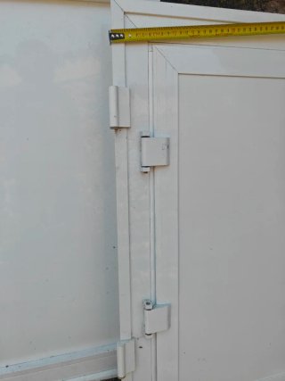 Puerta doble de aluminio blanca