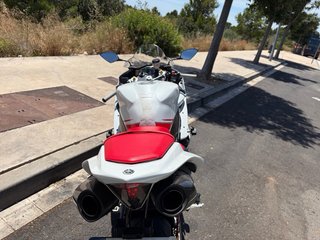 Yamaha R1 2008 Roja y Blanca