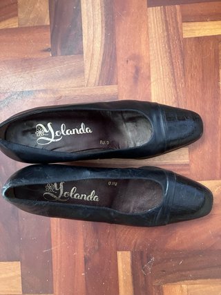 Zapatos de piel negros para mujer