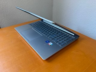 Portátil HP 15 i5 16GB 512GB Plata