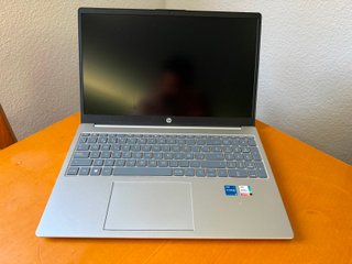 Portátil HP 15 i5 16GB 512GB Plata