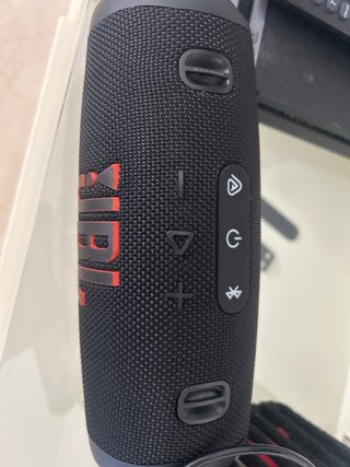 JBL Charge 6