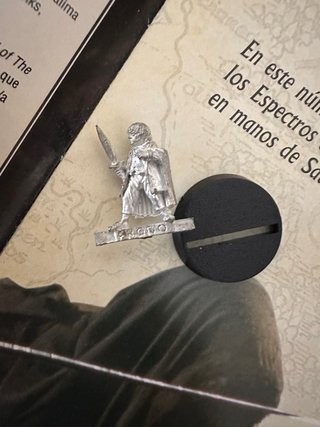 Frodo figura fascículo Warhammer esdla