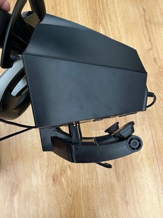 Volante y Pedales Logitech PS4/PS3