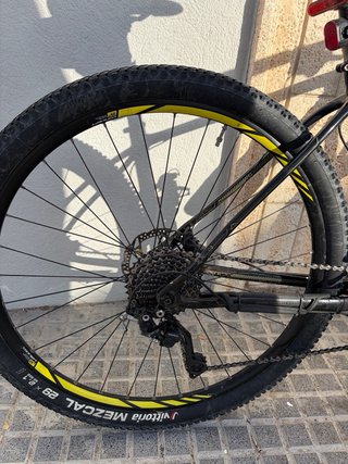 Bicicleta Trek Superfly Elite Carbono