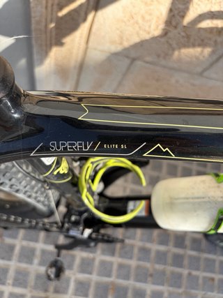 Bicicleta Trek Superfly Elite Carbono