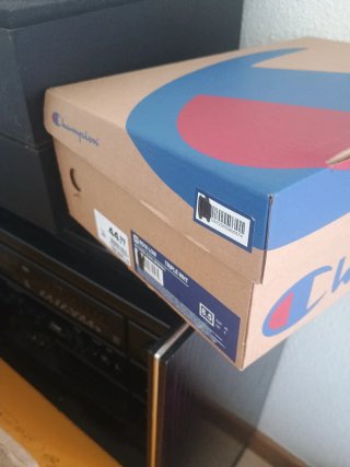 Caja de zapatos Champion