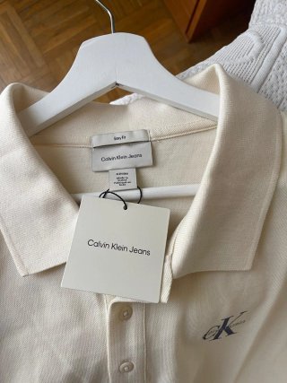 Polo Calvin Klein Beige Talla XL Nuevo