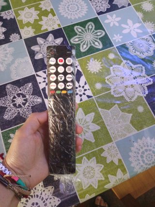 Televisión Hisense 40 Negra