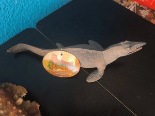 Muñecos dinosaurios (4 unidades)