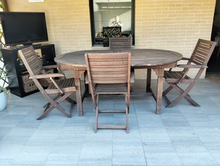 Conjunto de 4 sillas y mesa de jardín madera