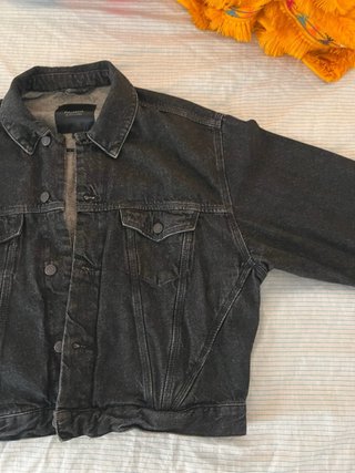 Chaqueta vaquera negra