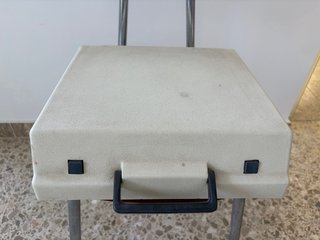 Máquina de escribir Olympia Traveller de Luxe