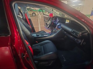 Lexus IS 2019