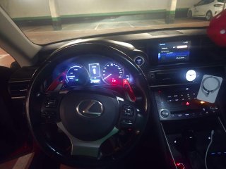 Lexus IS 2019