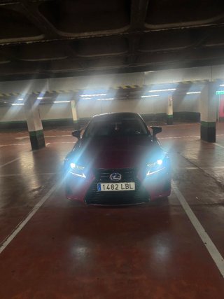 Lexus IS 2019