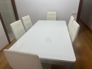 Mesa y 6 Sillas Comedor Blancas