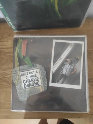 Maxi Singles 4 x 24euros