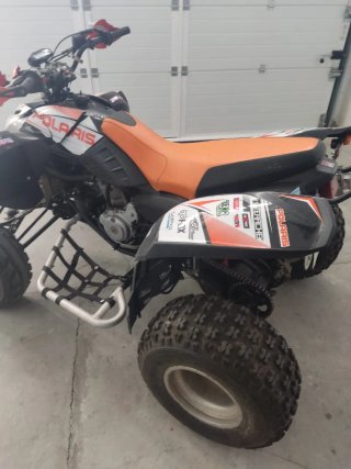 Quad Polaris Predator 500 Negro/Naranja