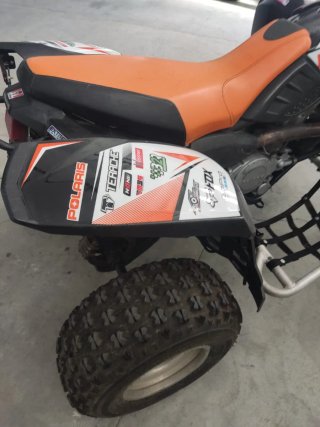 Quad Polaris Predator 500 Negro/Naranja