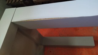 Mesa auxiliar gris madera