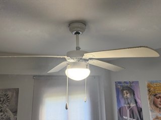 2 Lámpara Ventilador Techo Blanca, 15 euros 1