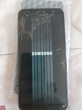 Samsung J4+