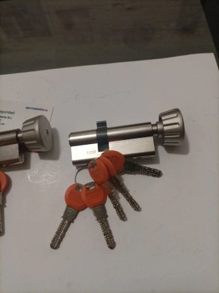 Bombin de seguridad con pomo marca KABA