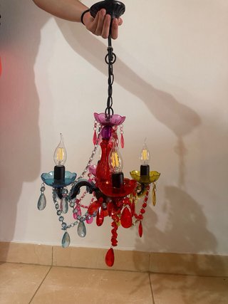 Lámpara de cristal colorida