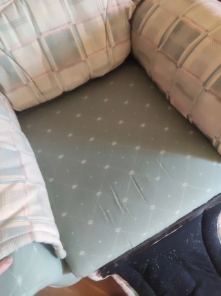 Sillón cómodo con fundas