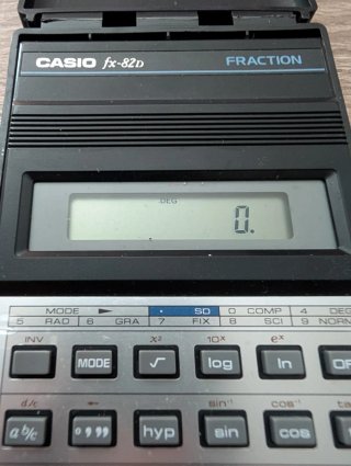Calculadora científica Casio FX-82D