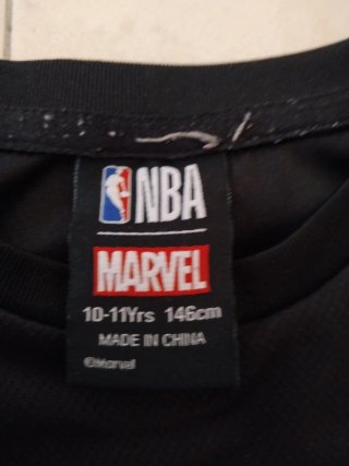 Camiseta Chicago Bulls Marvel  talla 10-11 años