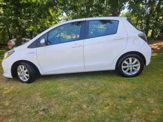 Toyota Yaris 2014 Hybrid