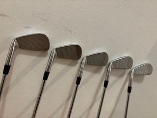 Set de Golf TaylorMade MB Forged + M6 + Titleist