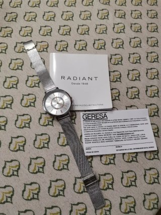 Reloj Radiant Mujer Multicolor y Plateado