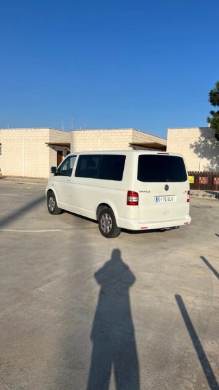 Volkswagen Caravelle 2009
