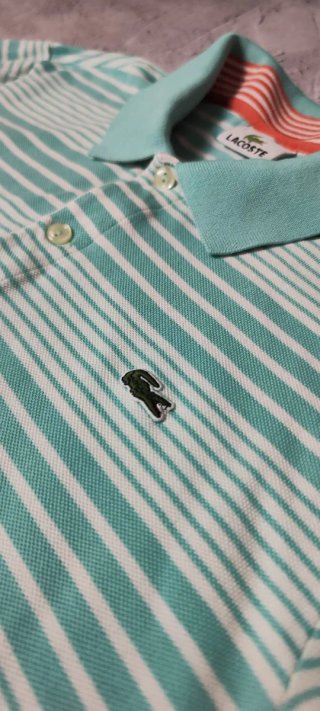 Polo Lacoste Talla M Rayas Verdes y Blancas
