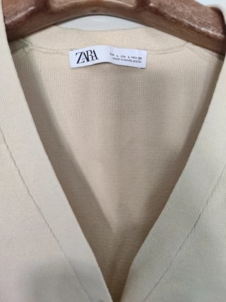 Rebeca Zara Beige Botones Joya